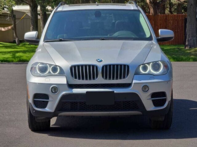 Серый БМВ Х5, объемом двигателя 3 л и пробегом 88 тыс. км за 4450 $, фото 1 на Automoto.ua
