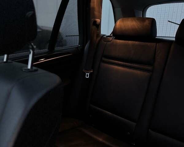 БМВ Х5 2013 в Тернополе на Automoto.ua Серый БМВ Х5, объемом двигателя 2.98 л и пробегом 250 тыс. км за 16500 $, фото 20 на Automoto.ua