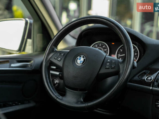 БМВ Х5 2013 в Черновцах на Automoto.ua Серый БМВ Х5, объемом двигателя 2.98 л и пробегом 189 тыс. км за 14900 $, фото 23 на Automoto.ua