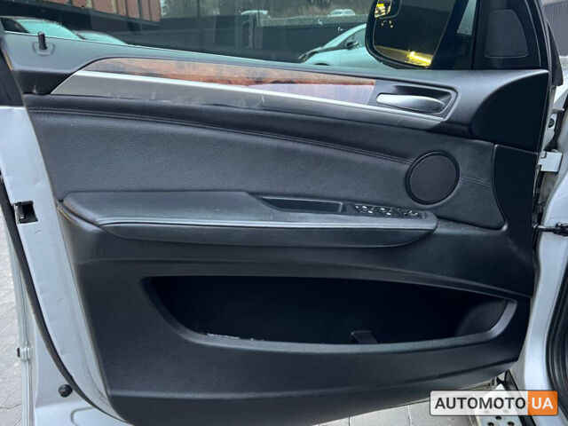 Сірий БМВ Х5, об'ємом двигуна 3 л та пробігом 213 тис. км за 14500 $, фото 6 на Automoto.ua