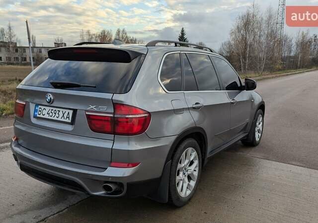 Серый БМВ Х5, объемом двигателя 3 л и пробегом 276 тыс. км за 15999 $, фото 9 на Automoto.ua
