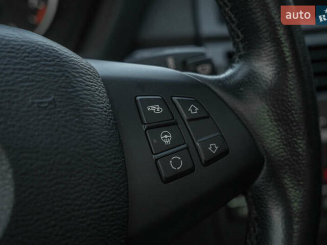 БМВ Х5 2013 в Черновцах на Automoto.ua Серый БМВ Х5, объемом двигателя 2.98 л и пробегом 189 тыс. км за 14900 $, фото 27 на Automoto.ua