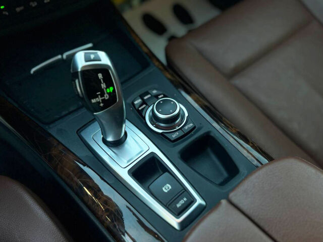 Серый БМВ Х5, объемом двигателя 3 л и пробегом 185 тыс. км за 16500 $, фото 11 на Automoto.ua