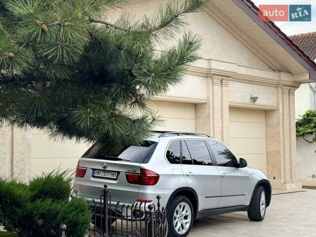 Серый БМВ Х5, объемом двигателя 2.99 л и пробегом 280 тыс. км за 19800 $, фото 10 на Automoto.ua