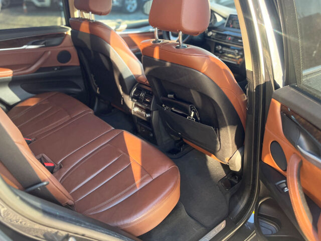 Сірий БМВ Х5, об'ємом двигуна 3 л та пробігом 262 тис. км за 23000 $, фото 26 на Automoto.ua