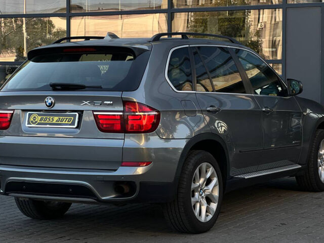 Серый БМВ Х5, объемом двигателя 3 л и пробегом 185 тыс. км за 16500 $, фото 5 на Automoto.ua