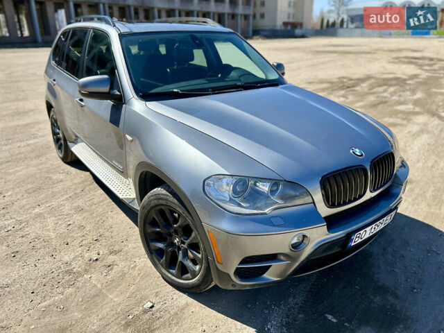 Серый БМВ Х5, объемом двигателя 3 л и пробегом 209 тыс. км за 14500 $, фото 1 на Automoto.ua