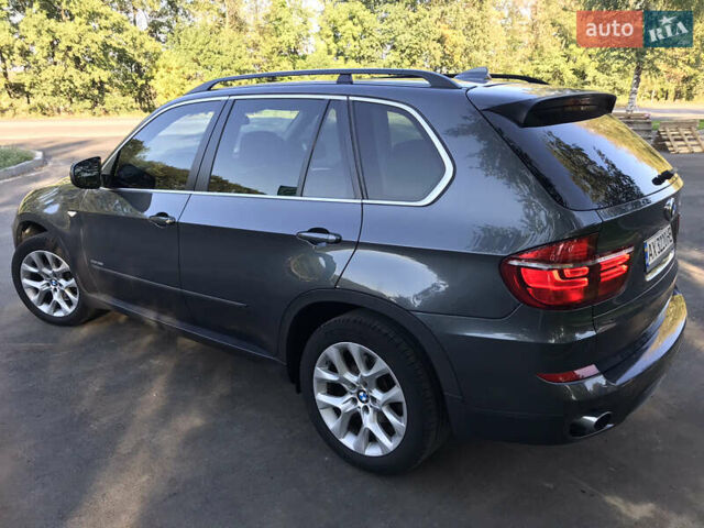 Серый БМВ Х5, объемом двигателя 3 л и пробегом 220 тыс. км за 15900 $, фото 4 на Automoto.ua