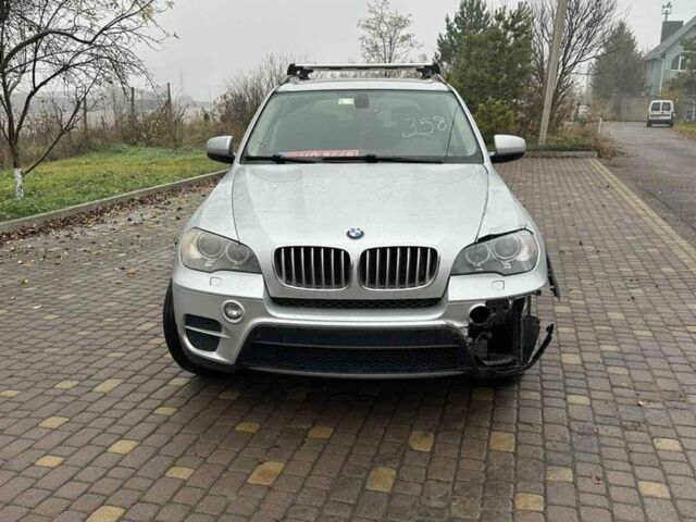 Сірий БМВ Х5, об'ємом двигуна 3 л та пробігом 264 тис. км за 13850 $, фото 1 на Automoto.ua