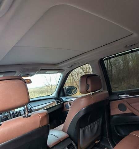 Серый БМВ Х5, объемом двигателя 3 л и пробегом 276 тыс. км за 15999 $, фото 36 на Automoto.ua