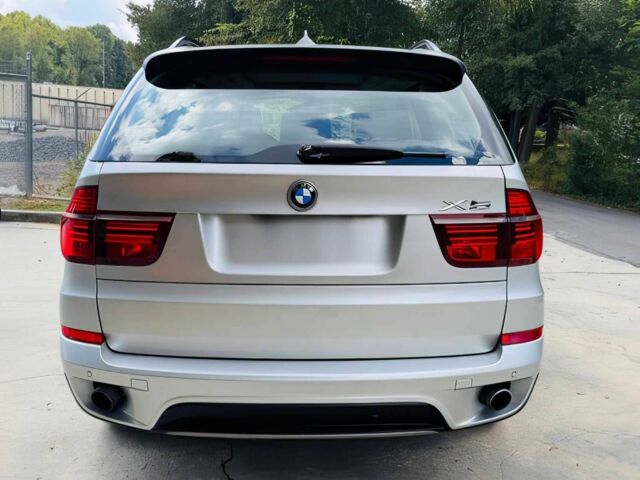 Сірий БМВ Х5, об'ємом двигуна 3 л та пробігом 85 тис. км за 4800 $, фото 4 на Automoto.ua