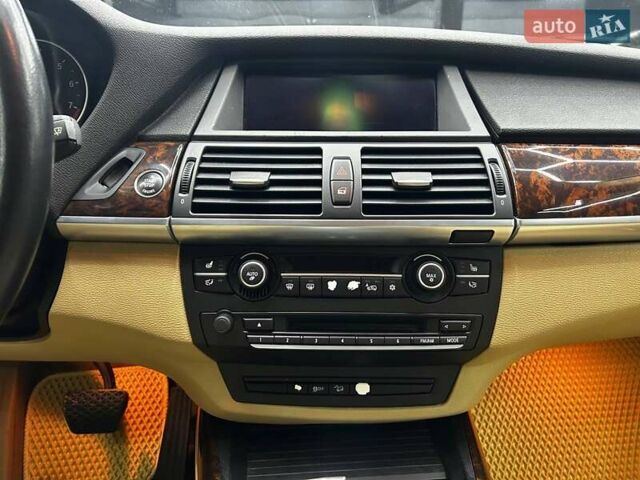 Серый БМВ Х5, объемом двигателя 2.98 л и пробегом 255 тыс. км за 14200 $, фото 8 на Automoto.ua