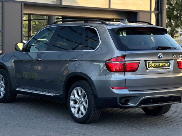 Серый БМВ Х5, объемом двигателя 3 л и пробегом 185 тыс. км за 16500 $, фото 3 на Automoto.ua
