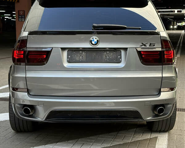 Серый БМВ Х5, объемом двигателя 3 л и пробегом 270 тыс. км за 21000 $, фото 14 на Automoto.ua