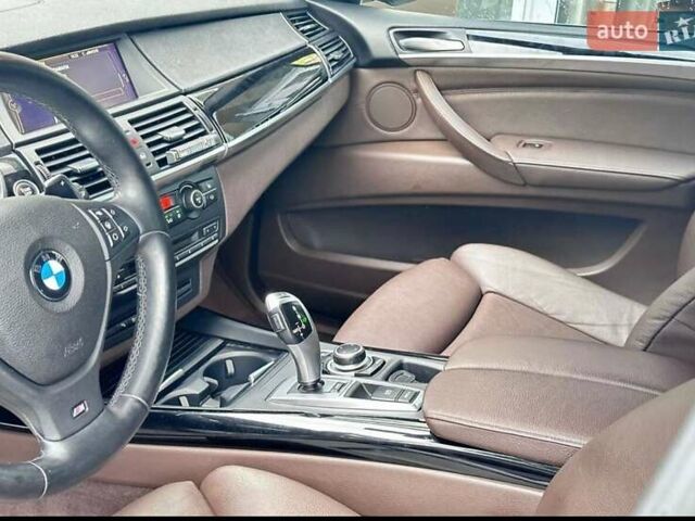 Сірий БМВ Х5, об'ємом двигуна 3 л та пробігом 274 тис. км за 22170 $, фото 12 на Automoto.ua