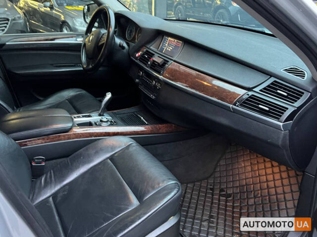 Сірий БМВ Х5, об'ємом двигуна 3 л та пробігом 213 тис. км за 14500 $, фото 12 на Automoto.ua