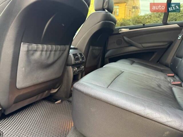 Серый БМВ Х5, объемом двигателя 2.99 л и пробегом 280 тыс. км за 19800 $, фото 49 на Automoto.ua