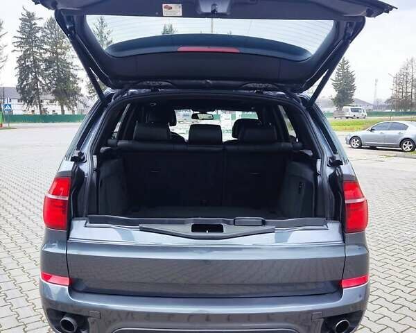 Сірий БМВ Х5, об'ємом двигуна 3 л та пробігом 230 тис. км за 13900 $, фото 9 на Automoto.ua