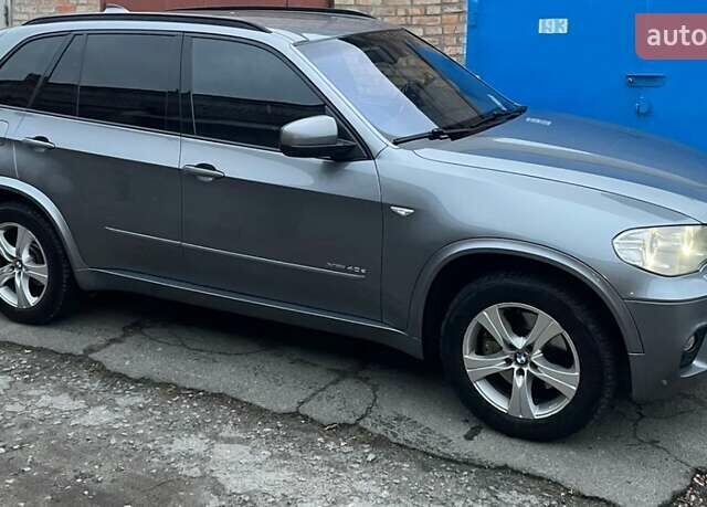 Сірий БМВ Х5, об'ємом двигуна 3 л та пробігом 274 тис. км за 22170 $, фото 3 на Automoto.ua