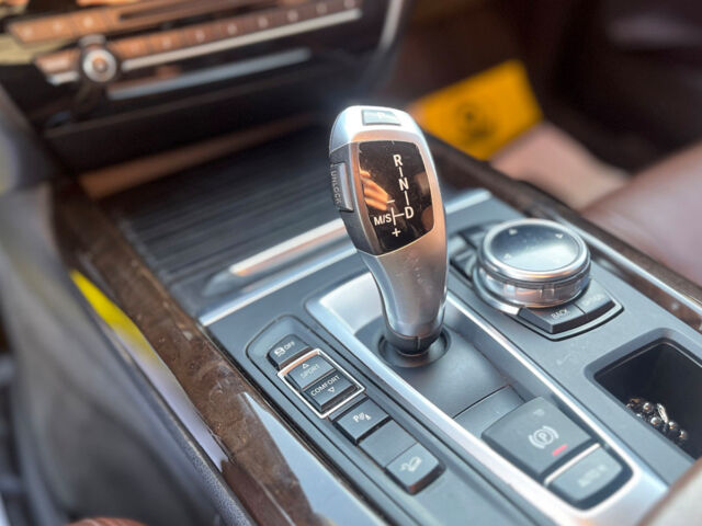 Сірий БМВ Х5, об'ємом двигуна 3 л та пробігом 262 тис. км за 23000 $, фото 19 на Automoto.ua