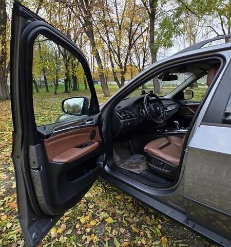 Серый БМВ Х5, объемом двигателя 2.99 л и пробегом 247 тыс. км за 18500 $, фото 16 на Automoto.ua