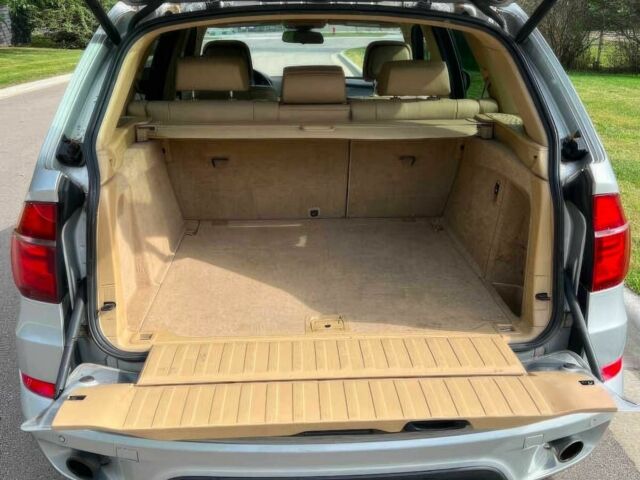 Серый БМВ Х5, объемом двигателя 3 л и пробегом 81 тыс. км за 7600 $, фото 8 на Automoto.ua