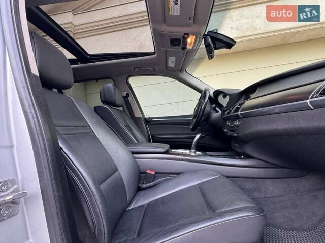 Серый БМВ Х5, объемом двигателя 2.99 л и пробегом 280 тыс. км за 19800 $, фото 18 на Automoto.ua