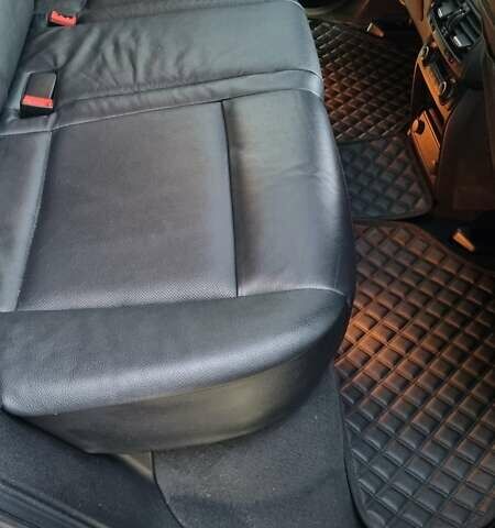 Серый БМВ Х5, объемом двигателя 2.98 л и пробегом 230 тыс. км за 18000 $, фото 7 на Automoto.ua