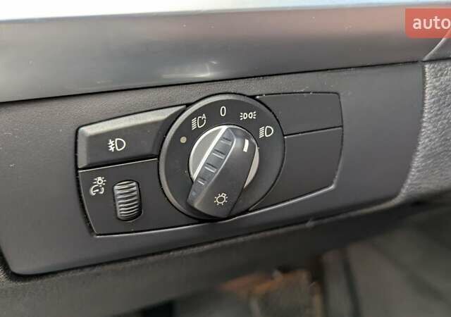 Серый БМВ Х5, объемом двигателя 3 л и пробегом 276 тыс. км за 15999 $, фото 35 на Automoto.ua