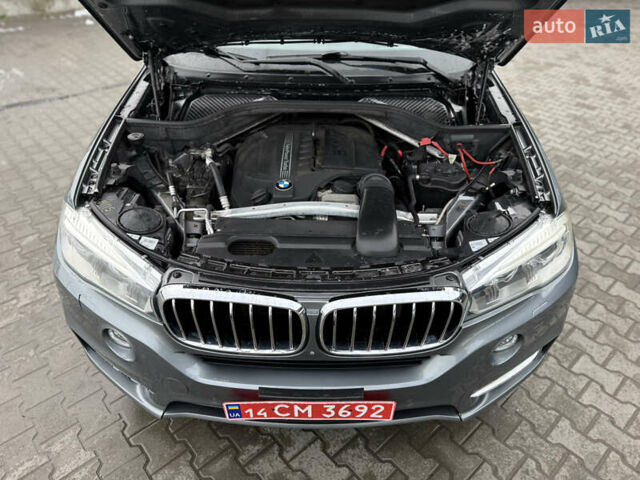 Серый БМВ Х5, объемом двигателя 3 л и пробегом 230 тыс. км за 14900 $, фото 40 на Automoto.ua