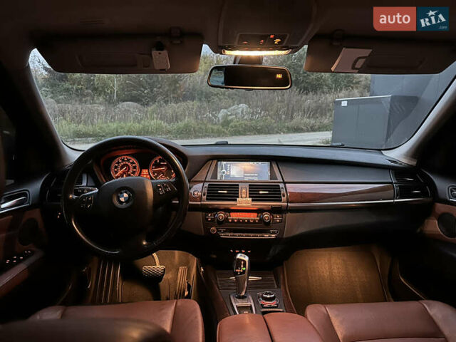 Серый БМВ Х5, объемом двигателя 3 л и пробегом 276 тыс. км за 15800 $, фото 23 на Automoto.ua