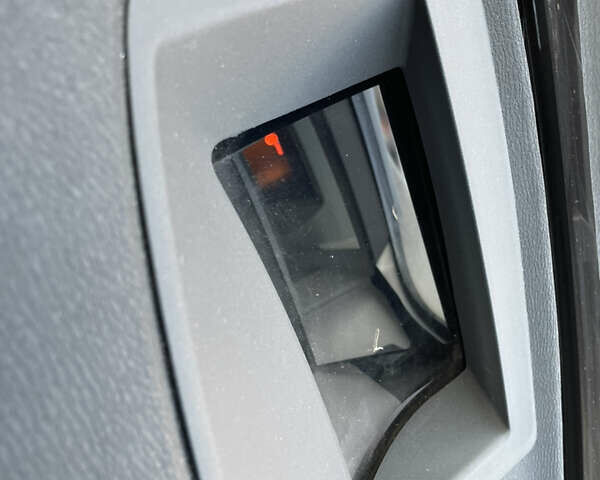 Серый БМВ Х5, объемом двигателя 2.98 л и пробегом 324 тыс. км за 15500 $, фото 8 на Automoto.ua