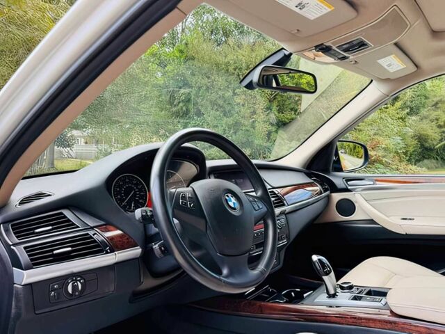 Сірий БМВ Х5, об'ємом двигуна 3 л та пробігом 85 тис. км за 4800 $, фото 7 на Automoto.ua