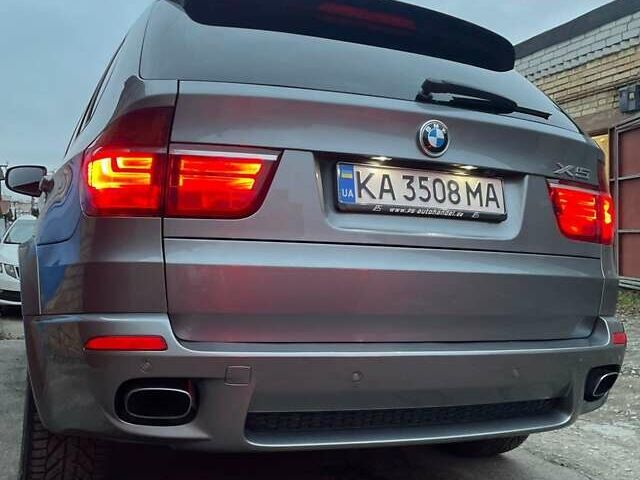 Сірий БМВ Х5, об'ємом двигуна 3 л та пробігом 274 тис. км за 22170 $, фото 7 на Automoto.ua