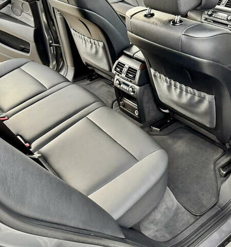 Серый БМВ Х5, объемом двигателя 2.99 л и пробегом 327 тыс. км за 16200 $, фото 24 на Automoto.ua