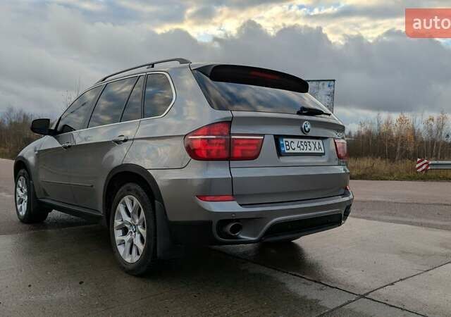 Серый БМВ Х5, объемом двигателя 3 л и пробегом 276 тыс. км за 15999 $, фото 12 на Automoto.ua
