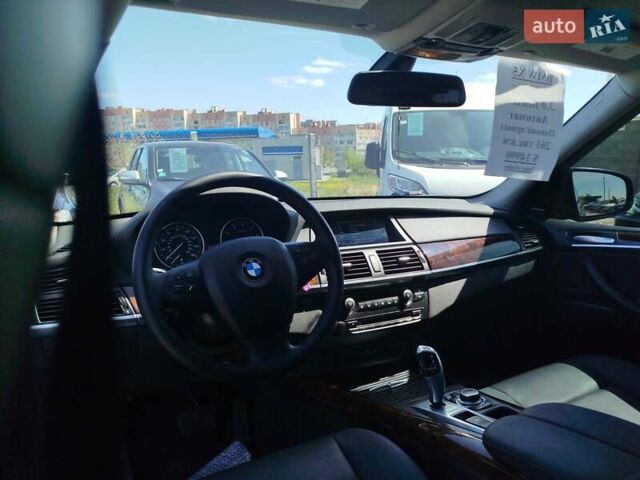 Серый БМВ Х5, объемом двигателя 3 л и пробегом 255 тыс. км за 12992 $, фото 17 на Automoto.ua