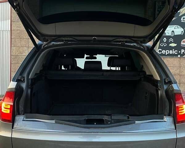 Серый БМВ Х5, объемом двигателя 3 л и пробегом 182 тыс. км за 19000 $, фото 16 на Automoto.ua