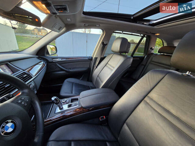 Сірий БМВ Х5, об'ємом двигуна 2.98 л та пробігом 193 тис. км за 13800 $, фото 4 на Automoto.ua
