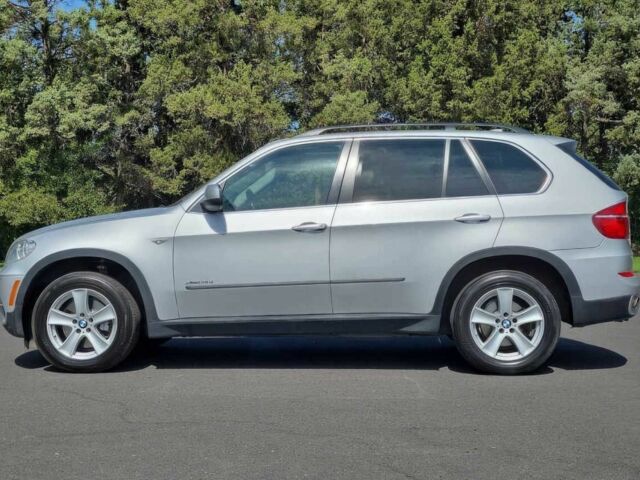 Серый БМВ Х5, объемом двигателя 3 л и пробегом 88 тыс. км за 4450 $, фото 4 на Automoto.ua