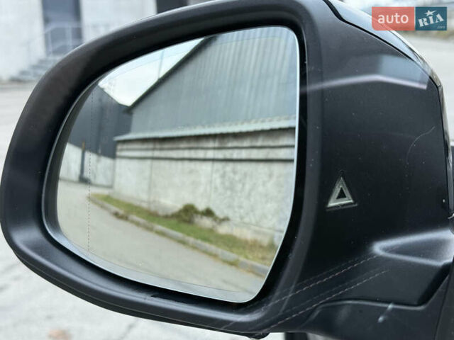 Серый БМВ Х5, объемом двигателя 2.99 л и пробегом 259 тыс. км за 27999 $, фото 7 на Automoto.ua