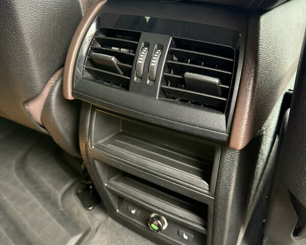 Серый БМВ Х5, объемом двигателя 2.99 л и пробегом 187 тыс. км за 28000 $, фото 14 на Automoto.ua