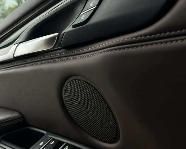 Сірий БМВ Х5, об'ємом двигуна 3 л та пробігом 220 тис. км за 19800 $, фото 20 на Automoto.ua