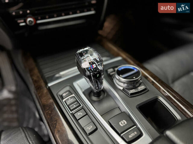 Серый БМВ Х5, объемом двигателя 3 л и пробегом 197 тыс. км за 23499 $, фото 39 на Automoto.ua