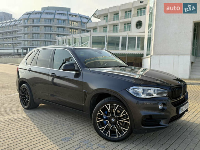 Сірий БМВ Х5, об'ємом двигуна 2 л та пробігом 180 тис. км за 25800 $, фото 12 на Automoto.ua