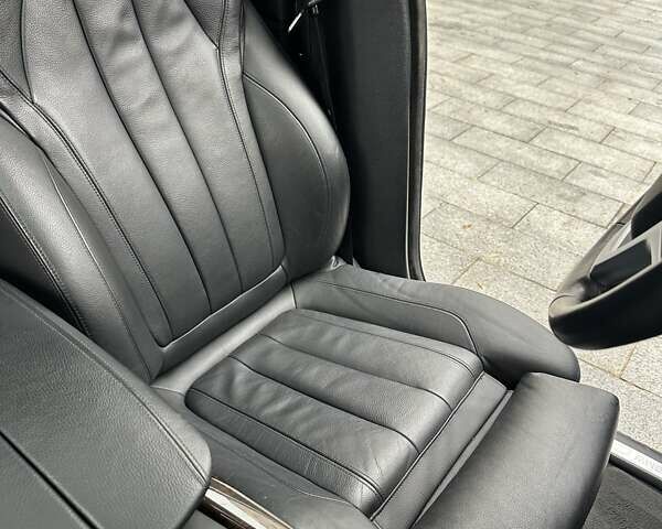 Серый БМВ Х5, объемом двигателя 2.98 л и пробегом 164 тыс. км за 25500 $, фото 100 на Automoto.ua