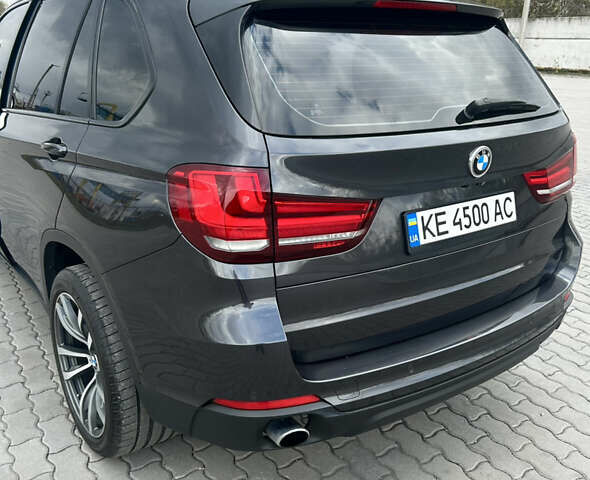 Сірий БМВ Х5, об'ємом двигуна 2 л та пробігом 197 тис. км за 24000 $, фото 4 на Automoto.ua