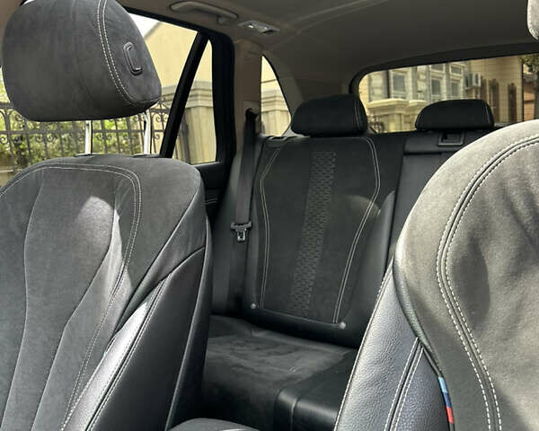 Серый БМВ Х5, объемом двигателя 2.99 л и пробегом 245 тыс. км за 24400 $, фото 3 на Automoto.ua