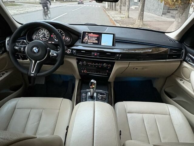 БМВ Х5 2014 в Днепре (Днепропетровске) на Automoto.ua Серый БМВ Х5, объемом двигателя 3 л и пробегом 240 тыс. км за 25000 $, фото 11 на Automoto.ua