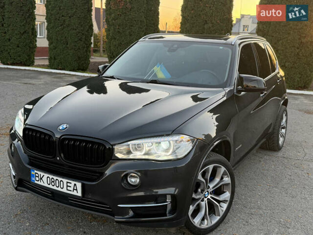 Серый БМВ Х5, объемом двигателя 2.98 л и пробегом 264 тыс. км за 18500 $, фото 4 на Automoto.ua